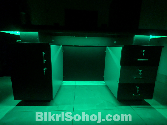Office Chair & RGB Table, New Condition, Music Sensor Light